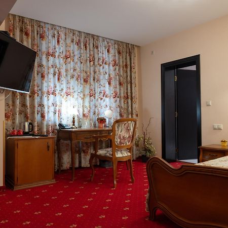 Boutique Hotel Vsk Kentavar Dryanovo Exterior photo