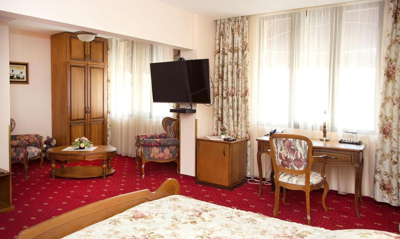 Boutique Hotel Vsk Kentavar Dryanovo Exterior photo